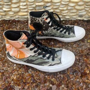 Converse Chuck Taylor II All Star Hi-Top Sneakers Women's 9/Men's 7 Camo Sun